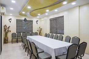 Super Townhouse Oak Prabhat Road