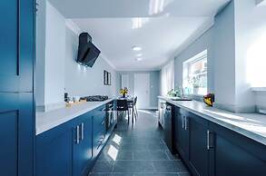 137 Watford Road