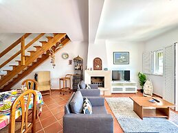 Monte Gordo Vila Verde by Homing