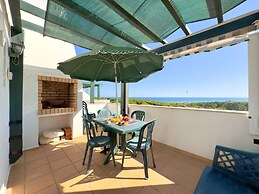 Monte Gordo Vila Verde by Homing