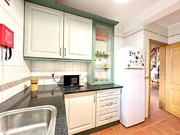 Monte Gordo Vila Verde by Homing