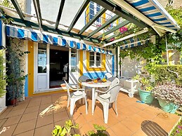 Monte Gordo Vila Verde by Homing