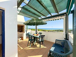 Monte Gordo Vila Verde by Homing