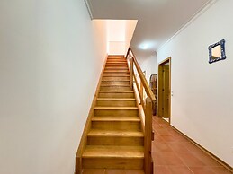 Monte Gordo Vila Verde by Homing