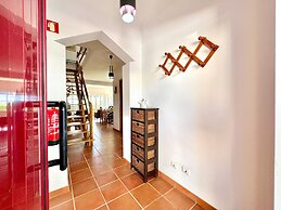 Monte Gordo Vila Verde by Homing