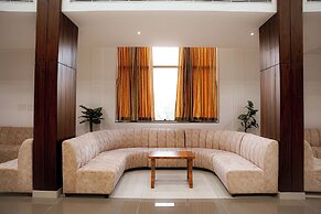 Shambhavi Hotel & Convention Centre