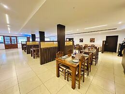 Shambhavi Hotel & Convention Centre