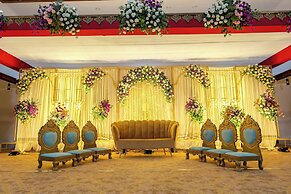 Shambhavi Hotel & Convention Centre