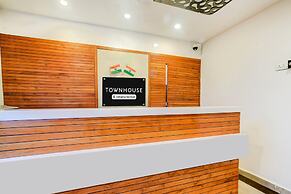 Townhouse Dewas City Formerly Utsav