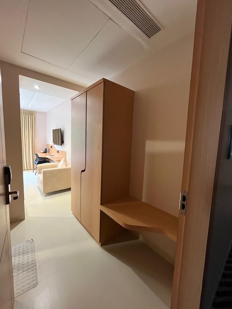 Nirvana Nest - Corporate Stay, Gomti Nagar, Lucknow
