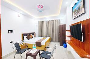 Hotel Mateshwari Palace Ayodhya