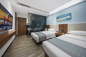 CANTON ISLE HOTEL