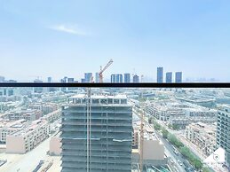 Luxury & Comfort 1B at Binghatti Amber & Balcony