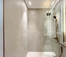 Luxury & Comfort 1B at Binghatti Amber & Balcony