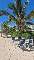 Luxury Beach Penthouse Jacuzzi & Lagoon View