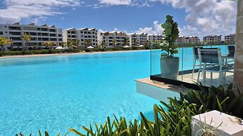 Luxury Beach Penthouse Jacuzzi & Lagoon View