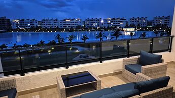 Luxury Beach Penthouse Jacuzzi & Lagoon View