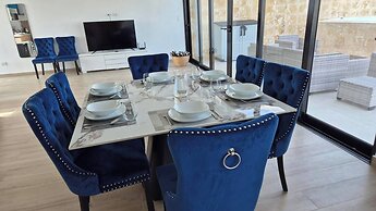 Luxury Beach Penthouse Jacuzzi & Lagoon View