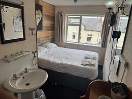The Clarendon Hotel