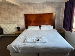 The Clarendon Hotel