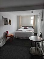 The Clarendon Hotel