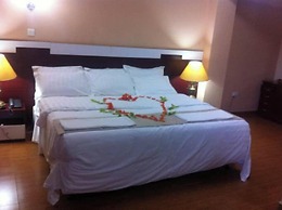 The Coconut Grill Hotel