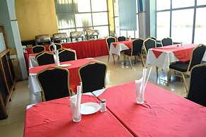 The Coconut Grill Hotel