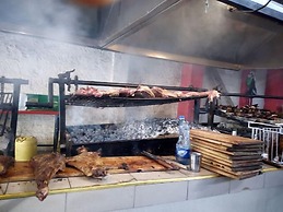 The Coconut Grill Hotel