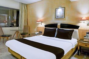 Super Townhouse Oak JM Road