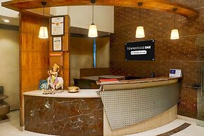 Super Townhouse Oak JM Road