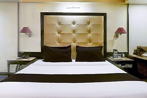 Super Townhouse Oak JM Road