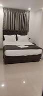 Five Stones  By Earth Hotel Ekkatuthangal Guindy