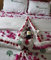 The Mugumo Valley Resort