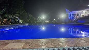 The Mugumo Valley Resort