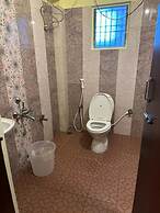 Five stones By Earth Hotel Vadapalani