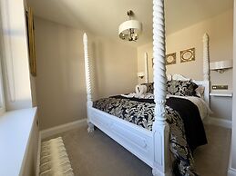 Ivy House