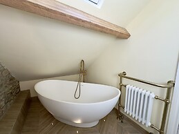 Ivy House