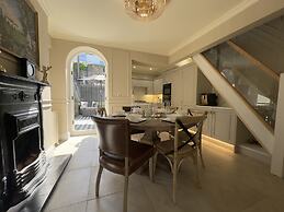 Ivy House