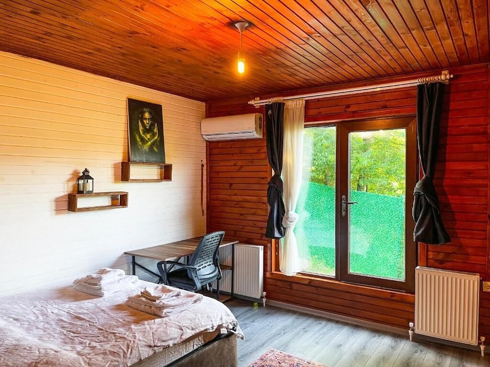 Kızıl Kum Villa