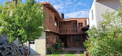 La Cabaña Hotel