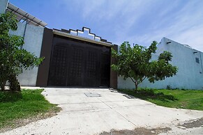 House with Terrace & Pool in Coyula