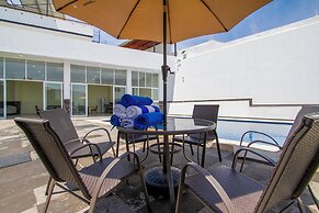 House with Terrace & Pool in Coyula