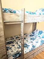 Trippoo Villa & Hostel