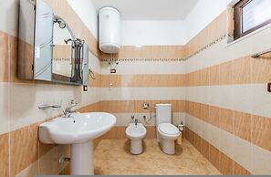 Red House 2 in Shkod r