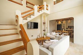 3BR Luxe Pool Villa Anaya