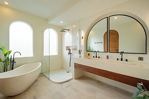 3BR Luxe Pool Villa Anaya
