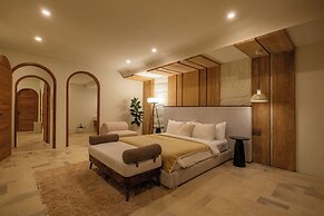 3BR Luxe Pool Villa Anaya