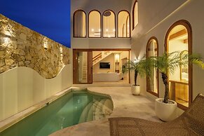 3BR Luxe Pool Villa Anaya