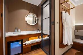 Gulou Lanting Hotel