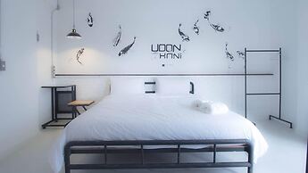 V1 Room Hotel